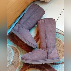 UGG classic tall II burnt cedar dark brown sheepskin suede winter boots Womens 9